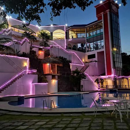 Bohol Plaza Mountain Resort And Restaurant Dauis Exterior foto